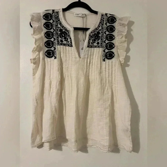 NWT boho top size XS but is loose and flowy (S103) - Picture 2 of 7